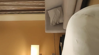 会所推油勾引小哥 要求小哥扣逼给口交骑乘啪啪自慰