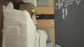 业余亚洲少女在高清视频中被操逼和放屁