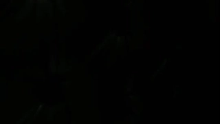 国内母子乱伦穿豹纹开档裤B上带珍珠链子的妈妈淫语不断刺激儿子最后儿子爆发射她母亲B里满满的一管精液
