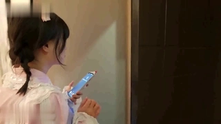 虐打卑微女生2身染性病无奈痛哭，校园暴力