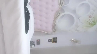 国产人妻麻豆蜜桃色精天美传媒TMX005阳痿治疗秘术