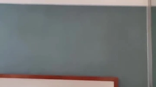 小胖哥终于把长腿连衣裙美女给肏了02
