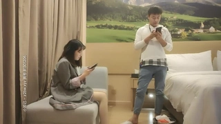 VEC-498 バイト先で働く美しい人妻を家に連れ込み中出しセックス 朝倉ここな