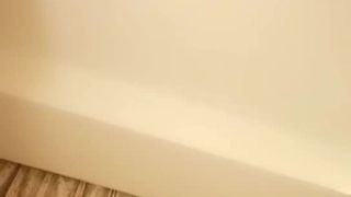 天山上的嫖客时尚苗条妹子